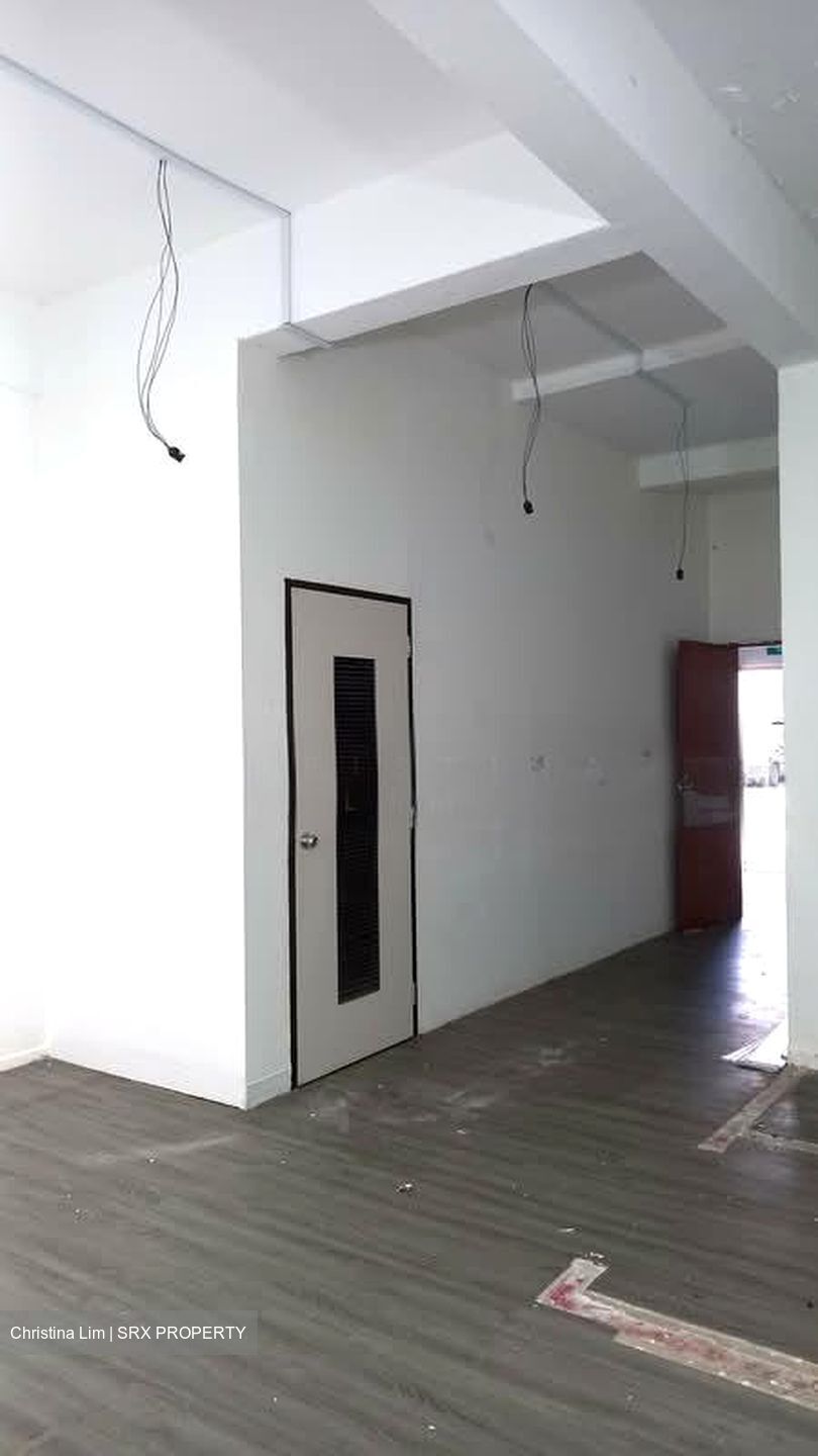 Bedok North Street 1 (D16), Shop House #588628621
